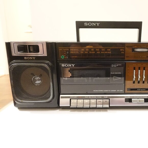Vintage Sony CFS-1000 Stereo Cassette Recorder AM/FM Radio Boombox - Picture 1 of 14